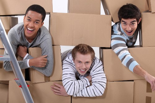 Booking and verification process for storage services